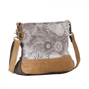 SAPLINGS SHOULDER BAG MYRA BAG New with TAGS!
S-1469